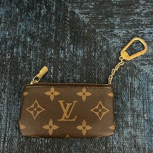 Louis Vuitton keychain wallet